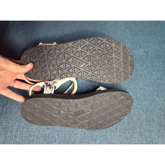 Teva Women Size 8 Original Universal Sandals Boomerang White Grey Black 1003987 - Picture 4 of 5